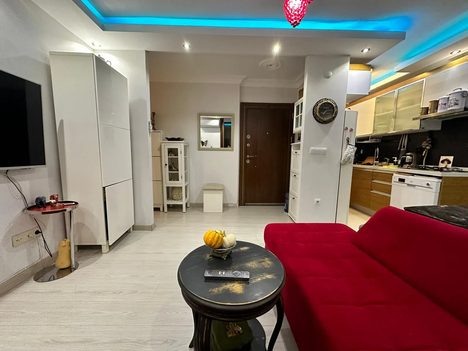 ÜÇEL BOSTANCI'DAN AYDINEVLER'DE KÜÇÜKYALI METRO YAKIN DUBLEX 3+2